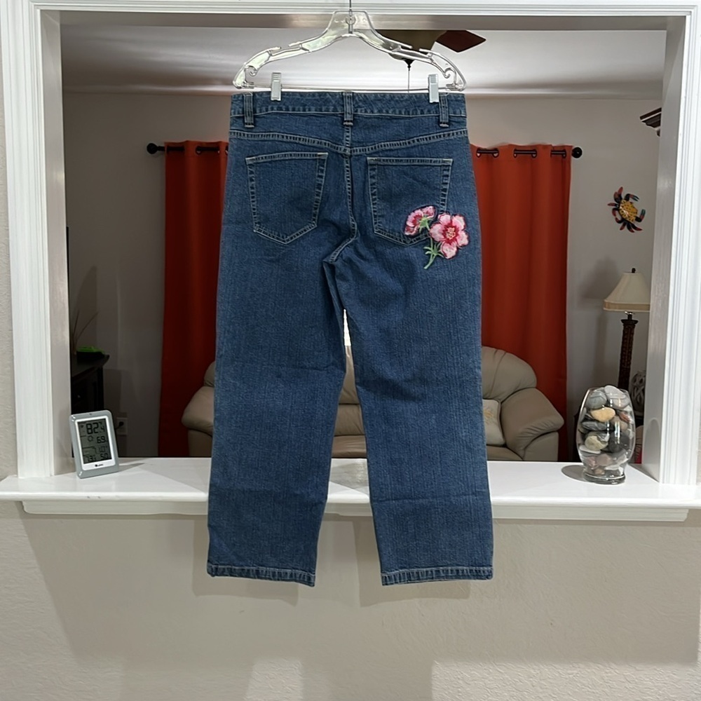 Tommy Hilfiger Vintage Women’s Cropped Embroidered Jeans Size 10